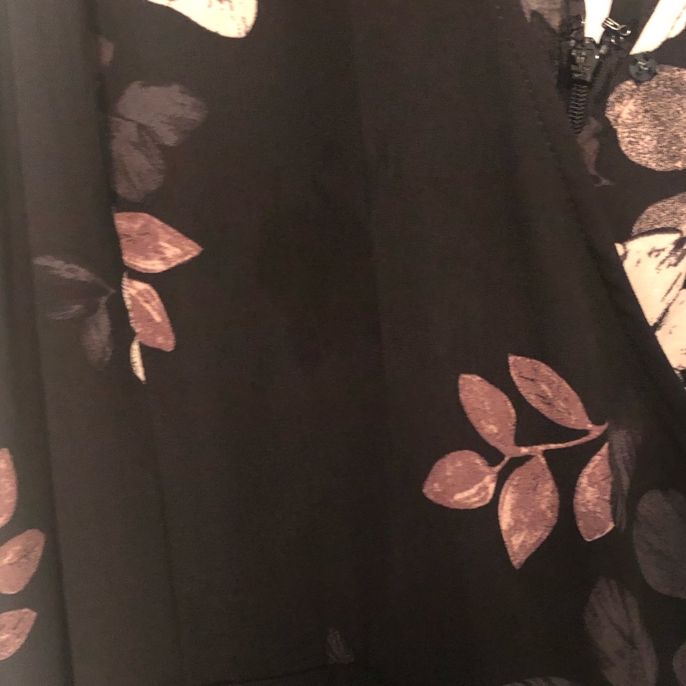 Floral Dress - Picture 2 of 5